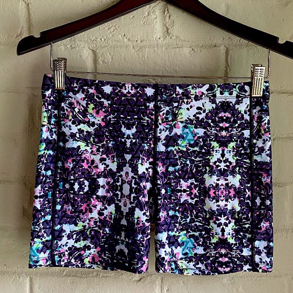 BCG Academy Sports & Outdoors purple blue white fun pattern size XL girls